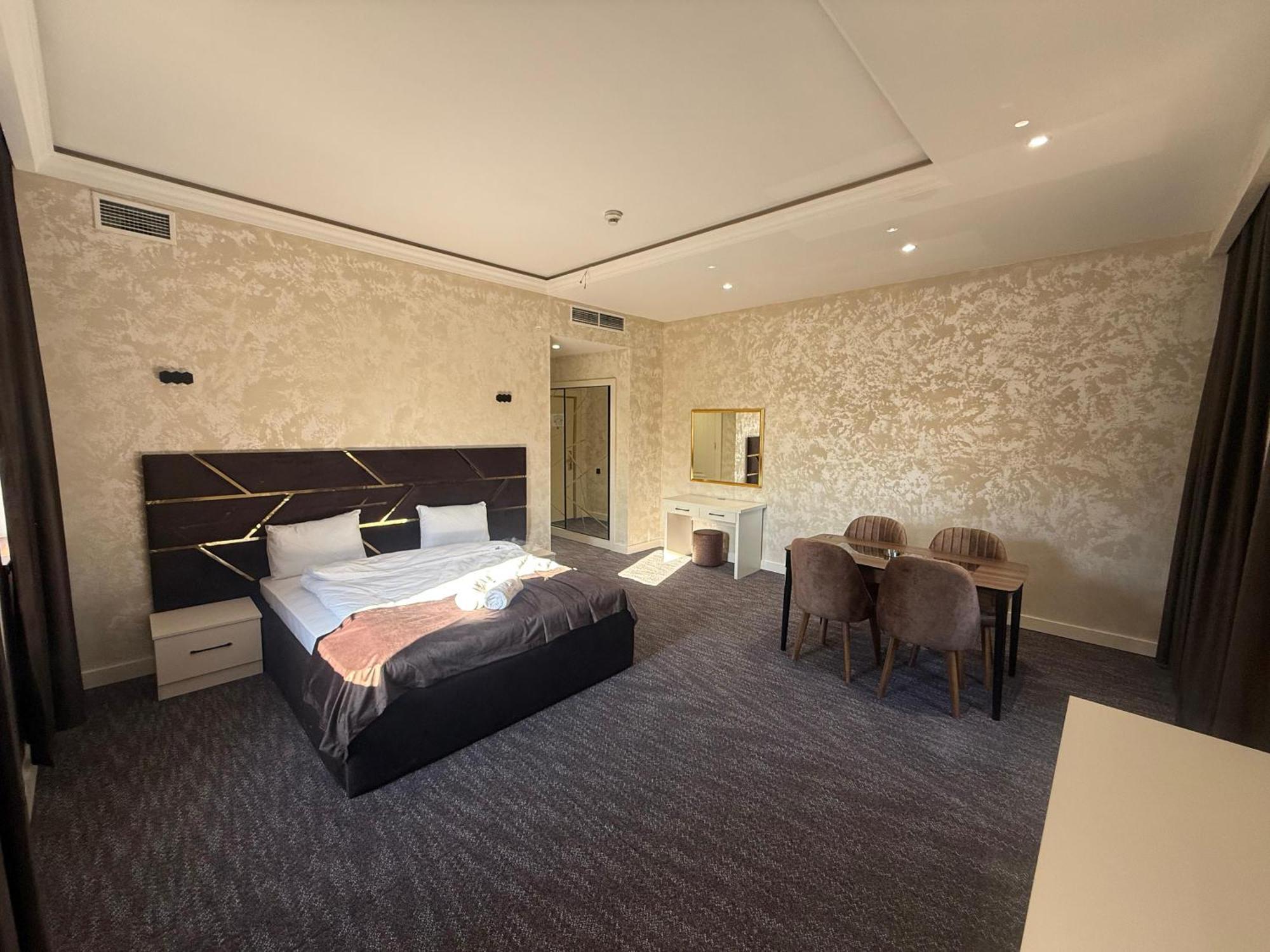 Black Mont Inn Hotel Baku Exterior photo
