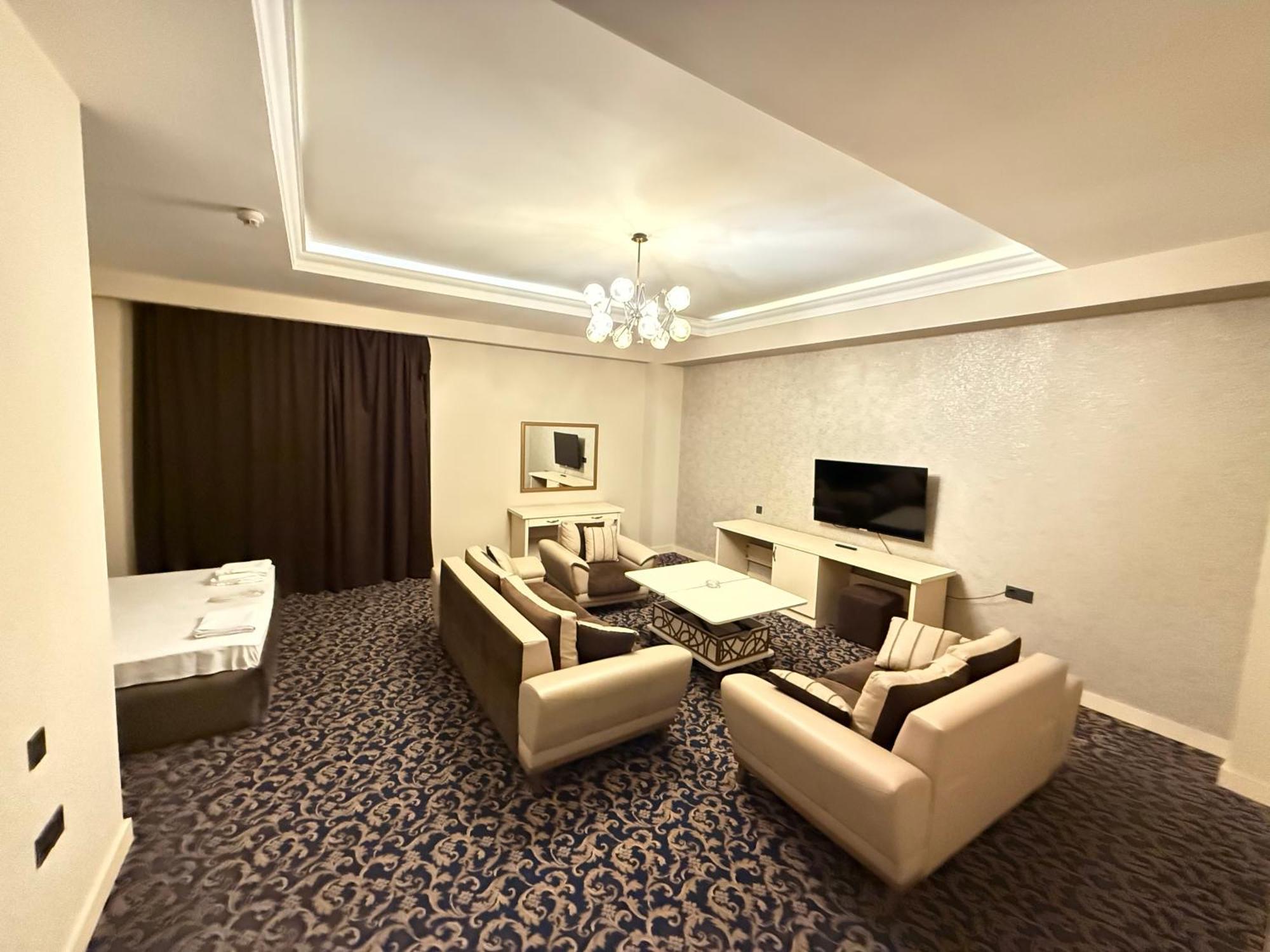 Black Mont Inn Hotel Baku Exterior photo